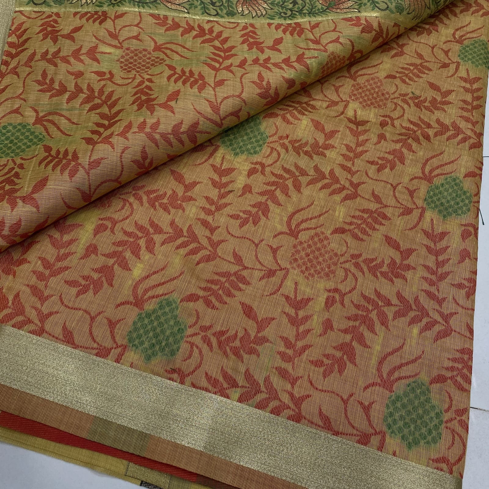 Yellow Chanderi Saree Contrast Leaf Weave Blouse