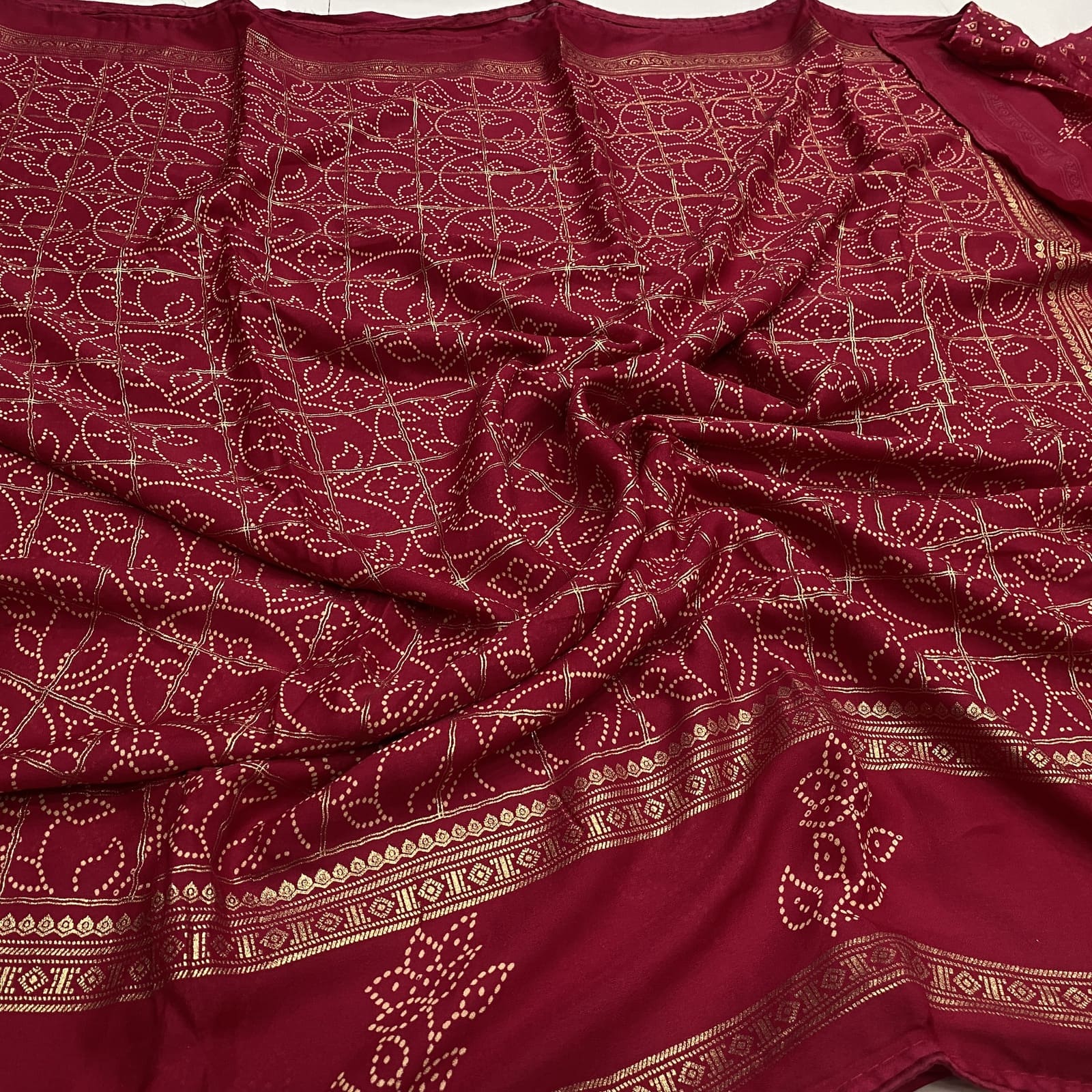 Pink viscose georgette saree with gold foil leaf print body